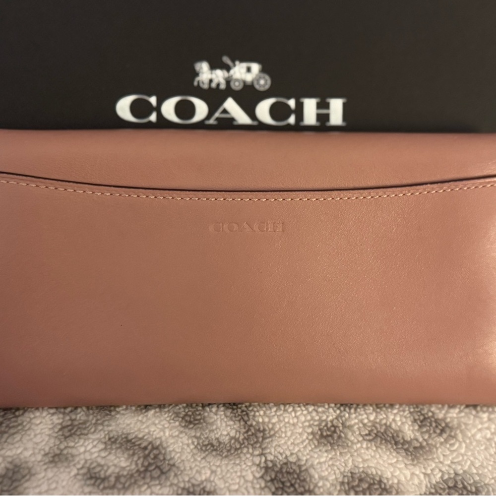Coach Leather Wallet - Picture 2 of 3